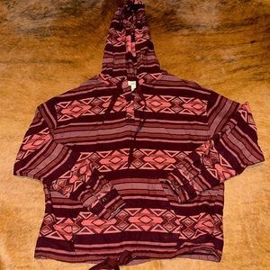 Women’s Ariat Hoodie/Long Sleeve!